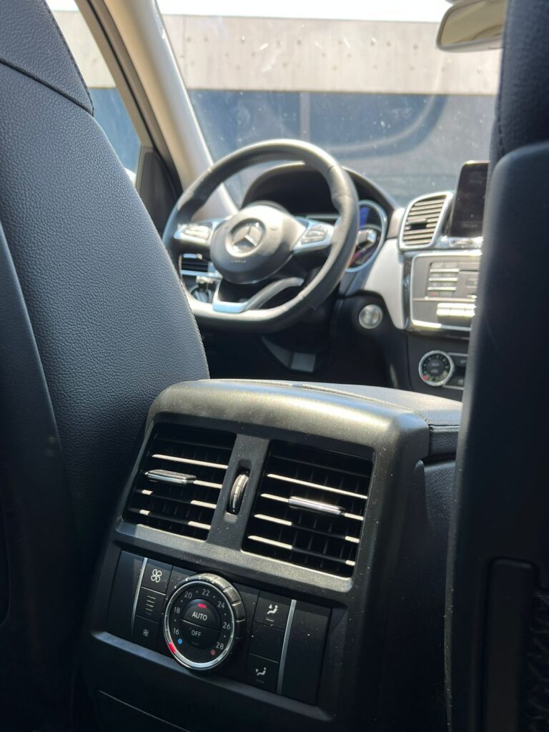 WhatsApp Image 2025-10-13 at 10.39.01 (2)