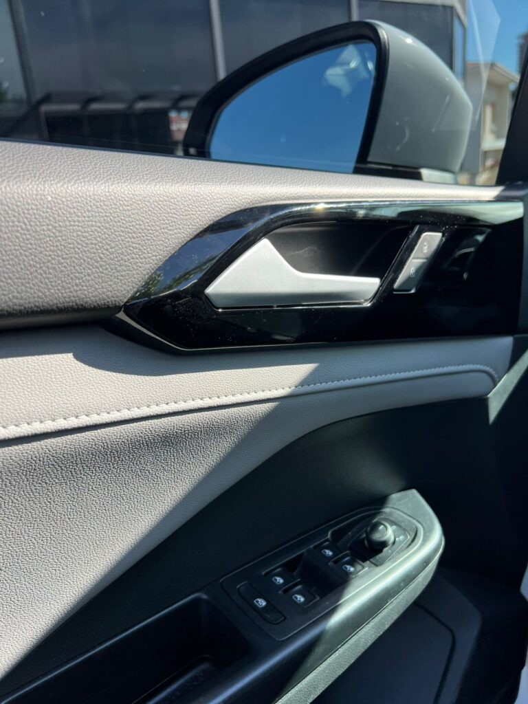 WhatsApp Image 2025-12-01 at 12.17.45 (2)